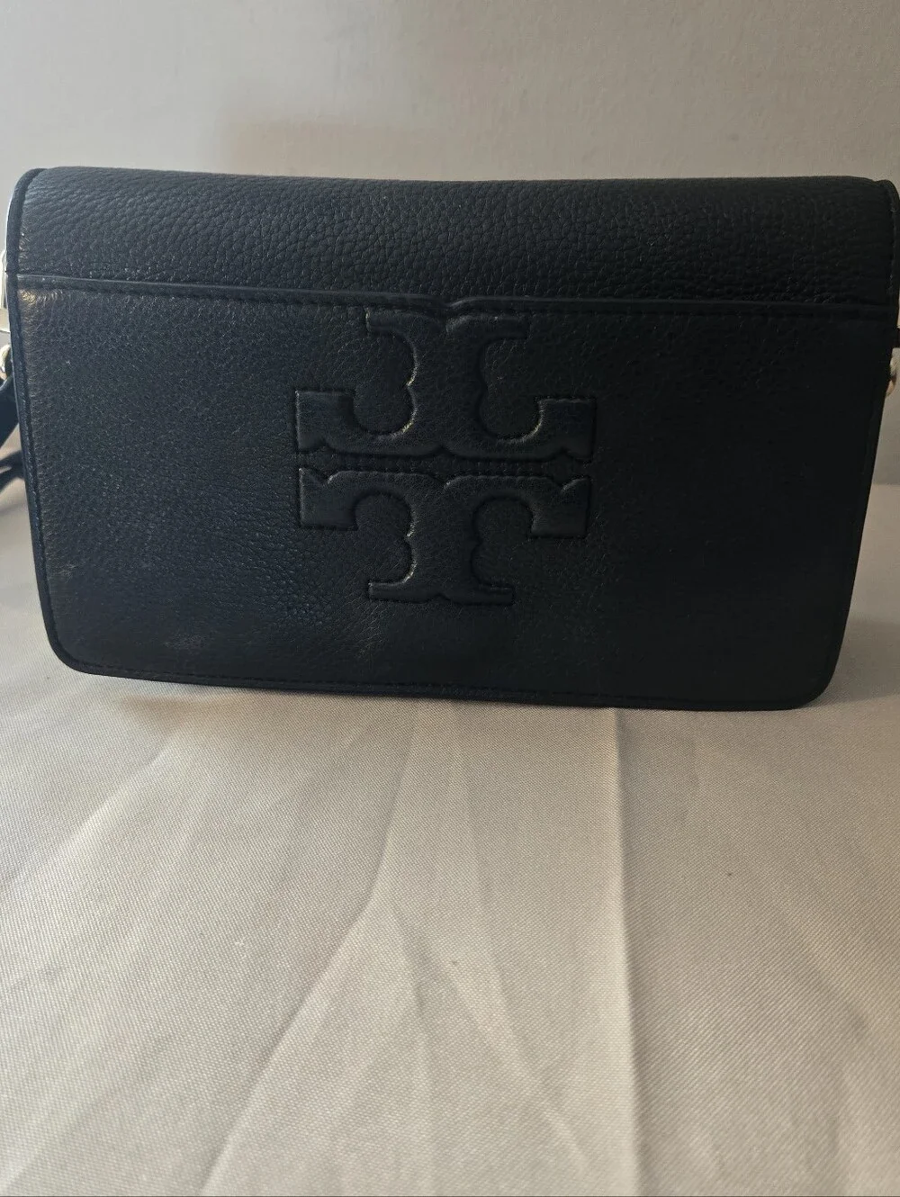 Tory Burch Bombe T Small Crossbody Bag in classic black.